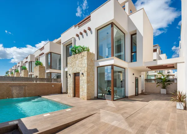 5 Bedroom Villa For Sale In Los Montesinos · Los Montesinos