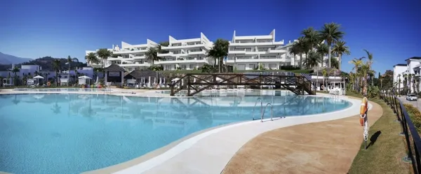 4 Bedroom Apartment For Sale In Estepona in Estepona