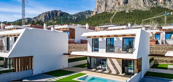 New-build villas in Polop · Polop